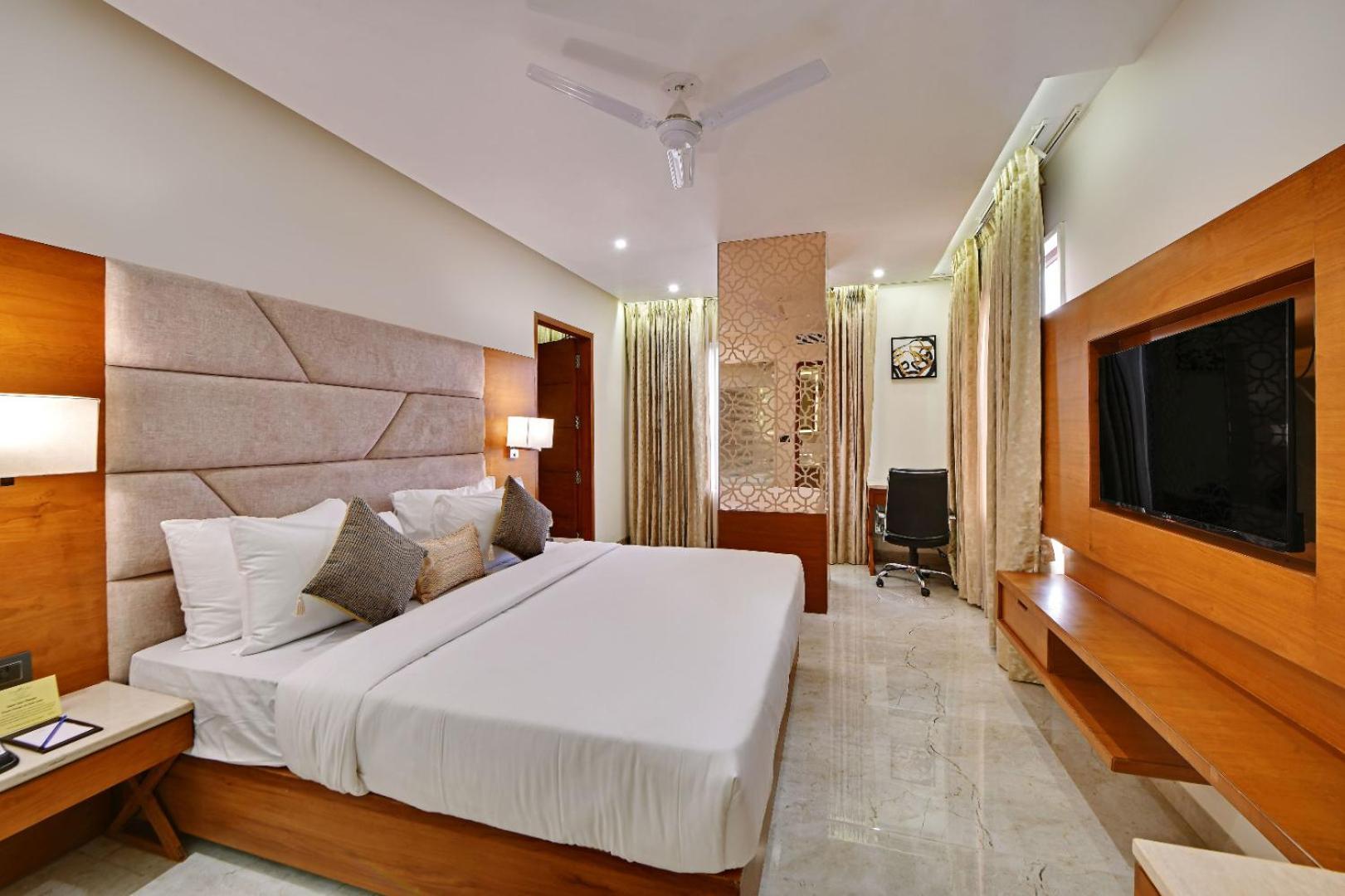 The Glory Suites Near Igi Airport Нью-Дели Экстерьер фото